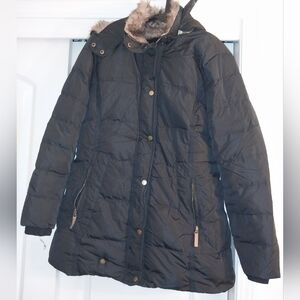 Women's Black Quilted Jacket with Faux Fur Trim